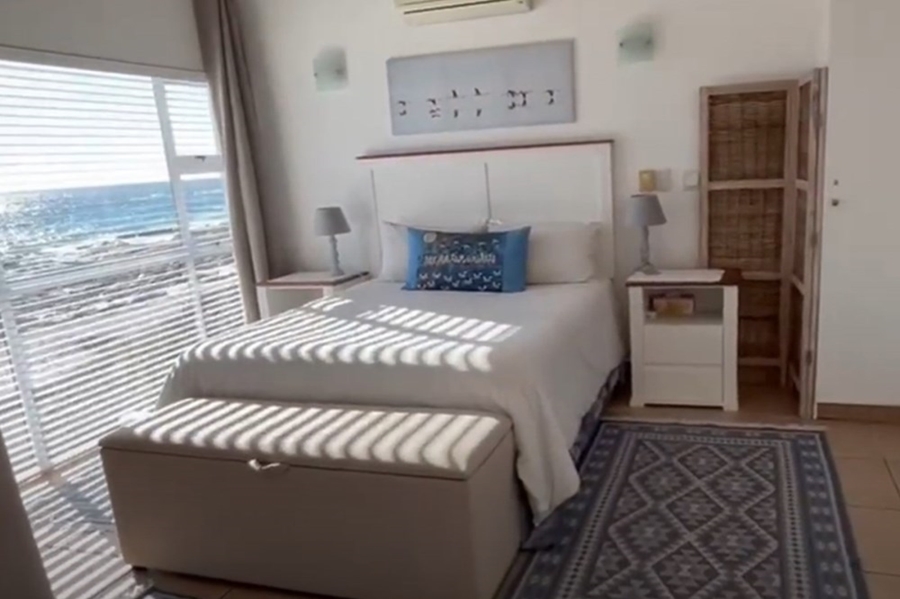 5 Bedroom Property for Sale in Shelley Point Western Cape